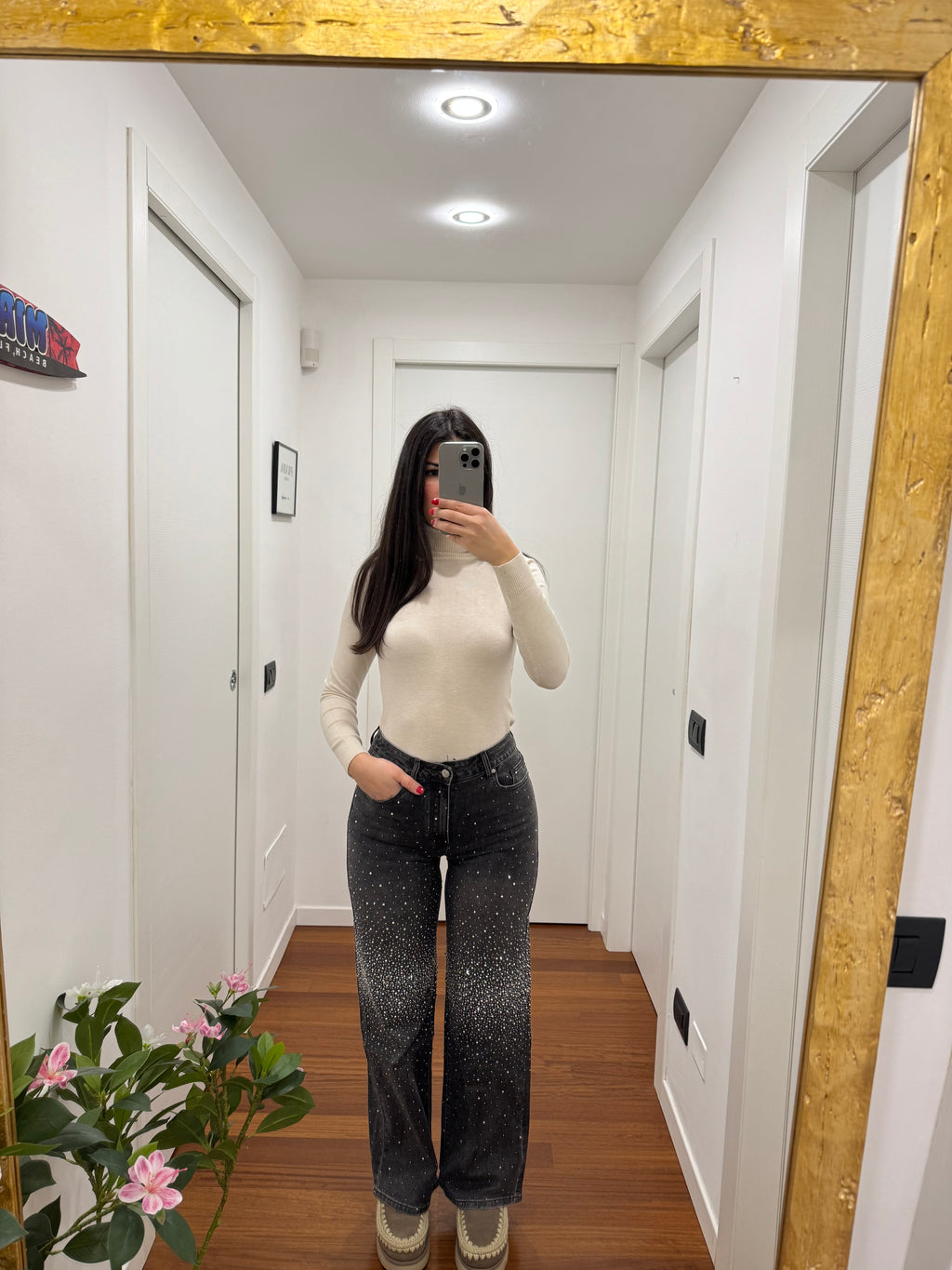 Jeans grigio con brillantini